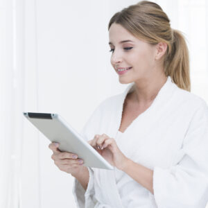DIAGNÓSTICO DERMATOLÓGICO POR IMAGEN – RÁPIDO, CLARO Y SIN DESPLAZAMIENTOS