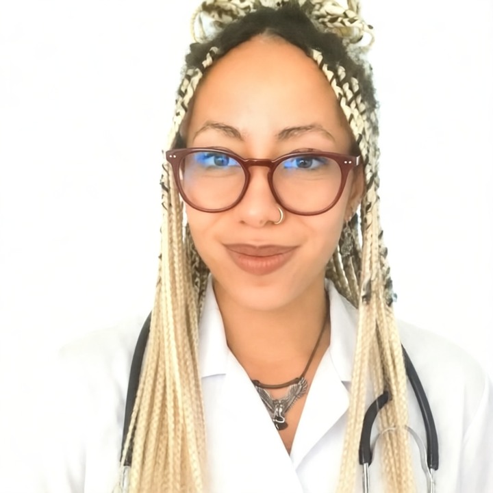 DRA. VANESSA OBISIKE MARTÍN