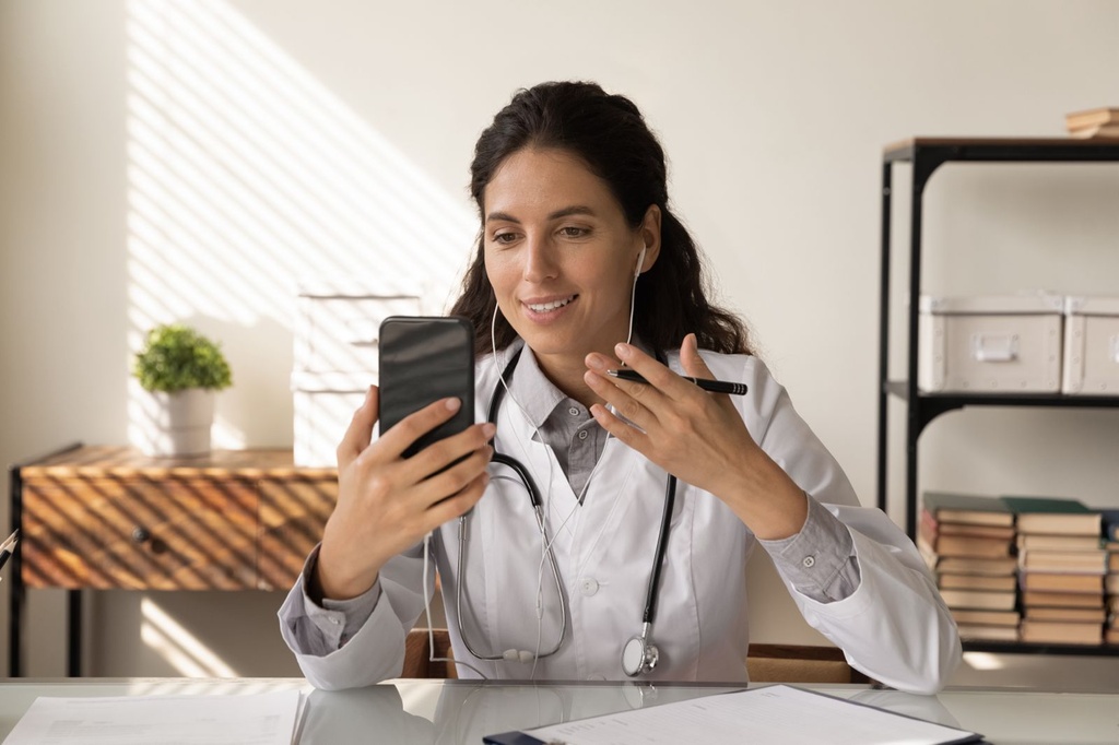 Primera consulta con especialista qsalud